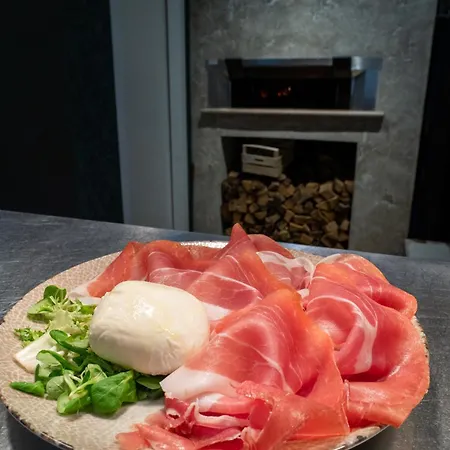 Hdomus 3* ノガローレ・ロッカ