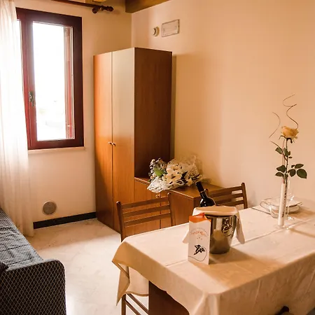 Hdomus 3* ノガローレ・ロッカ