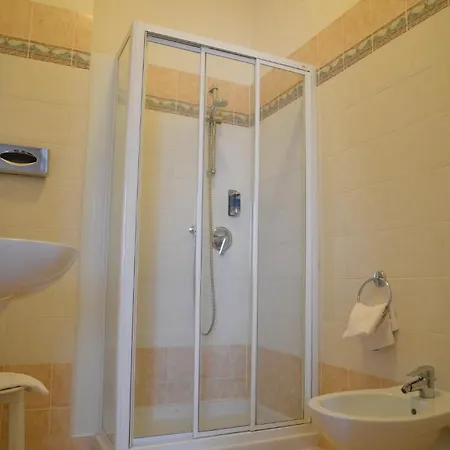 Hotell Hdomus Nogarole Rocca